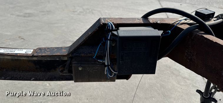 image for item EM2351 2002 Cronkite Ind 2600EWSA utility trailer