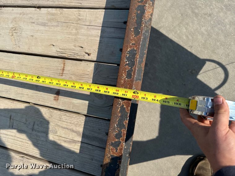 image for item EM2351 2002 Cronkite Ind 2600EWSA utility trailer