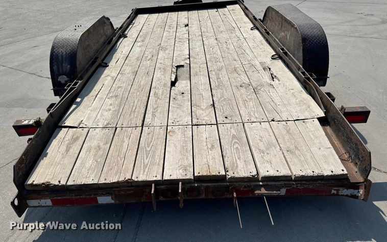 image for item EM2351 2002 Cronkite Ind 2600EWSA utility trailer