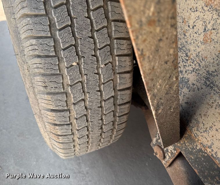 image for item EM2351 2002 Cronkite Ind 2600EWSA utility trailer