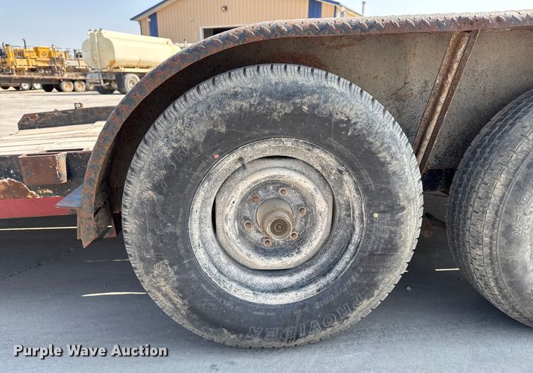 image for item EM2351 2002 Cronkite Ind 2600EWSA utility trailer