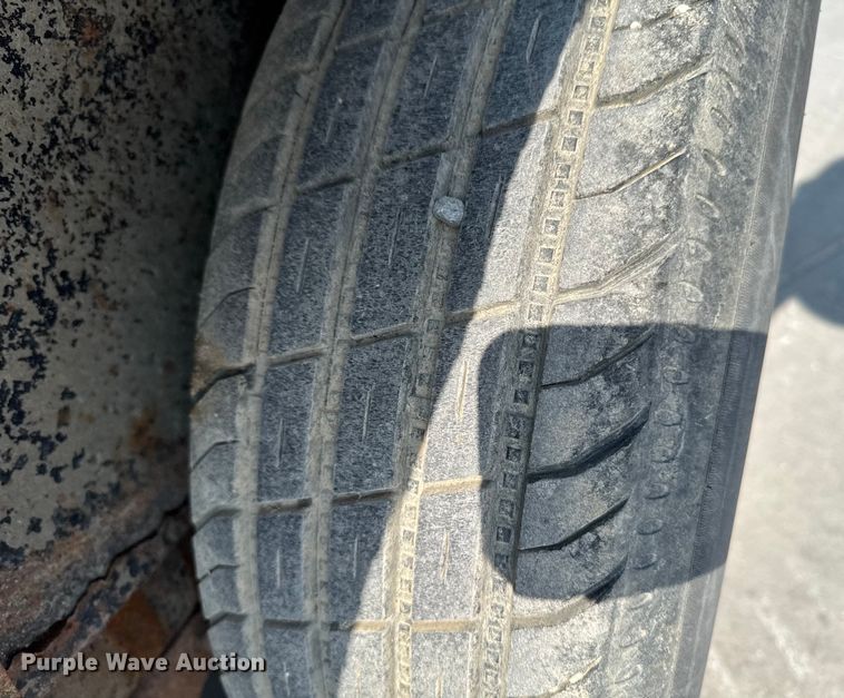 image for item EM2351 2002 Cronkite Ind 2600EWSA utility trailer