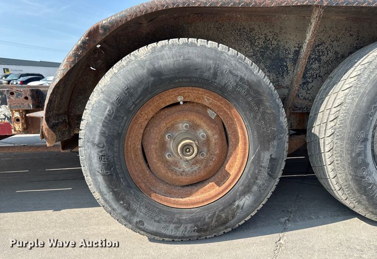 image for item EM2351 2002 Cronkite Ind 2600EWSA utility trailer