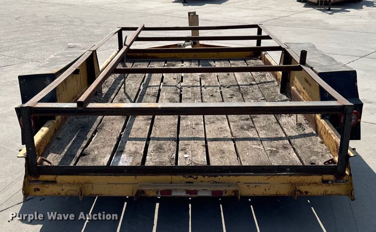 image for item EM2352 1989 Redi Haul  utility trailer