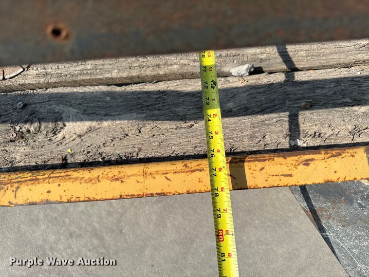 image for item EM2352 1989 Redi Haul  utility trailer