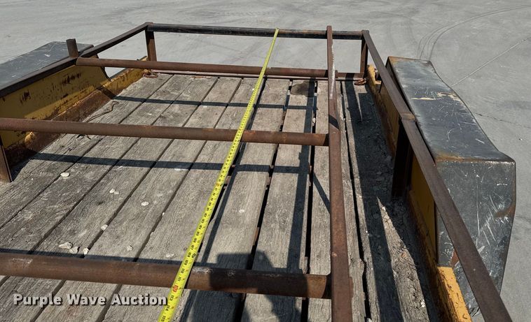 image for item EM2352 1989 Redi Haul  utility trailer