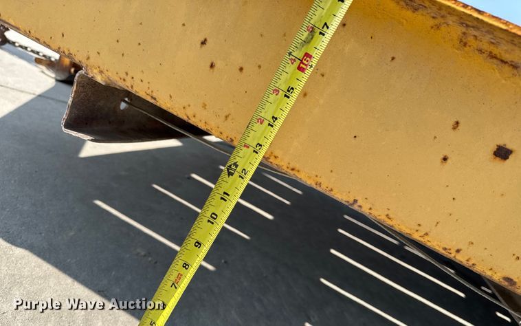 image for item EM2352 1989 Redi Haul  utility trailer