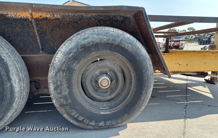 image for item EM2352 1989 Redi Haul  utility trailer