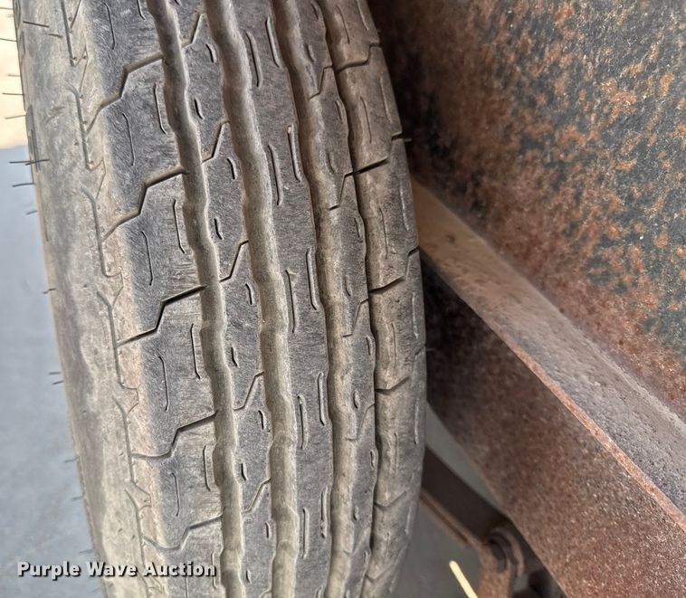 image for item EM2352 1989 Redi Haul  utility trailer