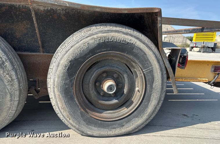 image for item EM2352 1989 Redi Haul  utility trailer