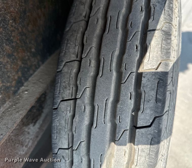 image for item EM2352 1989 Redi Haul  utility trailer