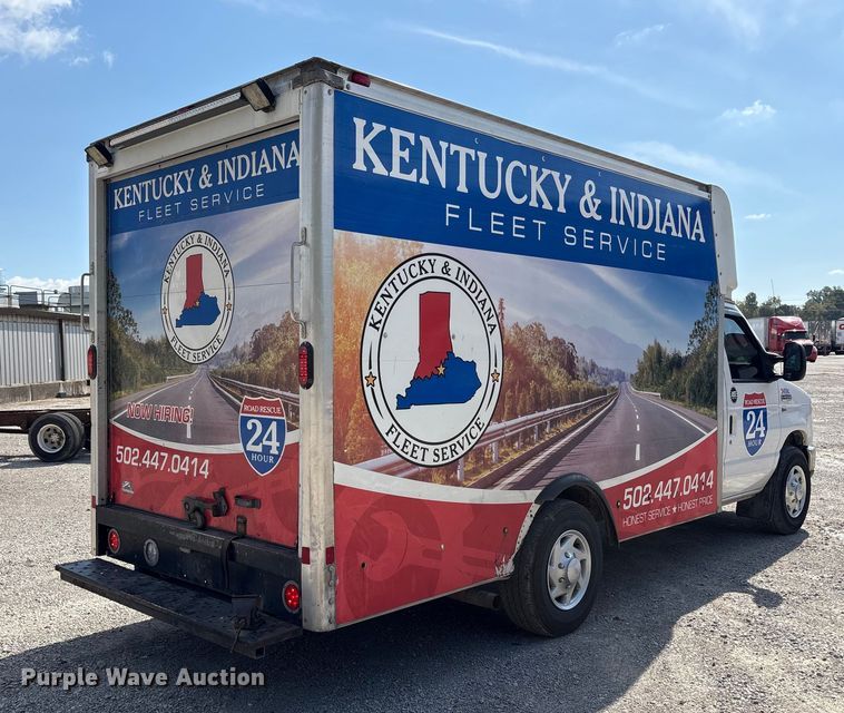 image for item EM6067 2015 Ford E350 Super Duty box truck