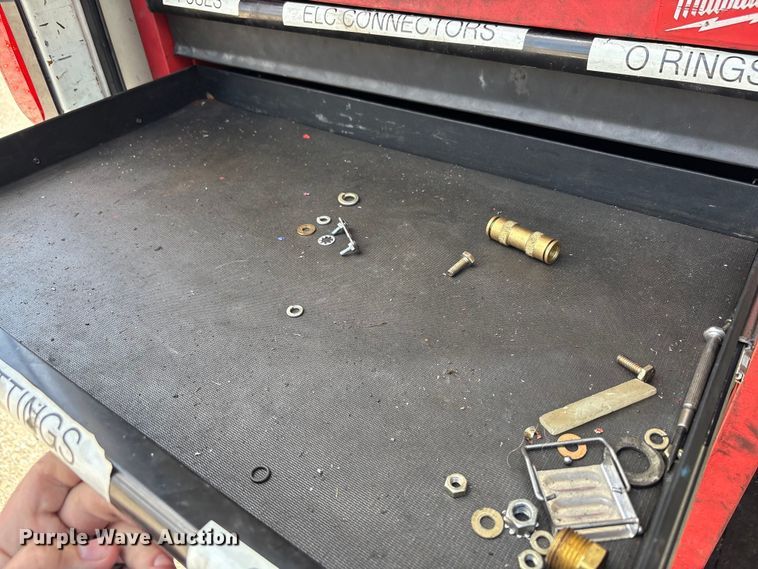 image for item EM6067 2015 Ford E350 Super Duty box truck