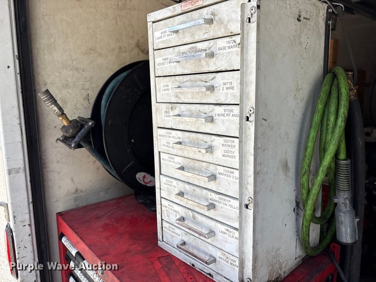 image for item EM6067 2015 Ford E350 Super Duty box truck