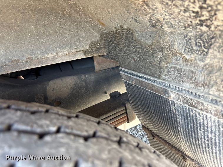 image for item EM6067 2015 Ford E350 Super Duty box truck