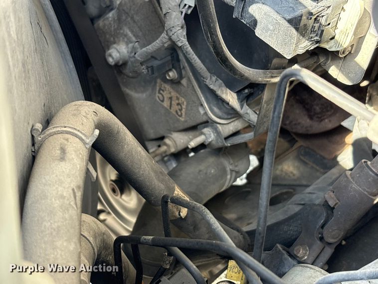 image for item EM6067 2015 Ford E350 Super Duty box truck