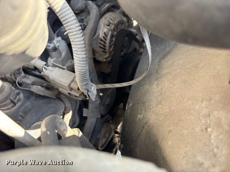 image for item EM6067 2015 Ford E350 Super Duty box truck