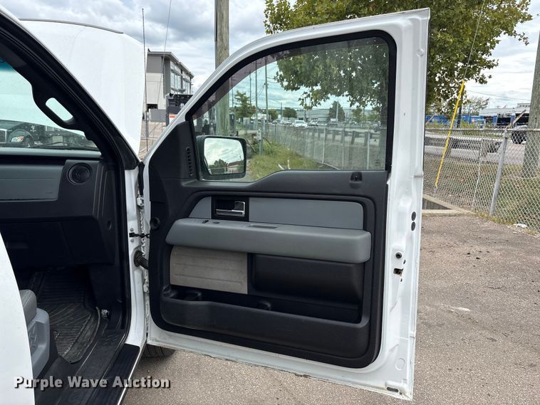 image for item EM6091 2014 Ford F150 pickup truck