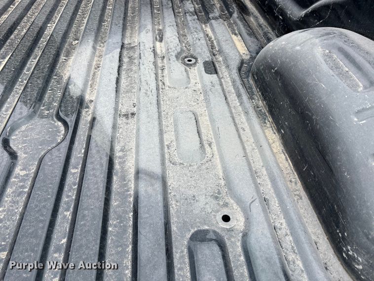 image for item EM6092 2017 Ford F350 Super Duty pickup truck