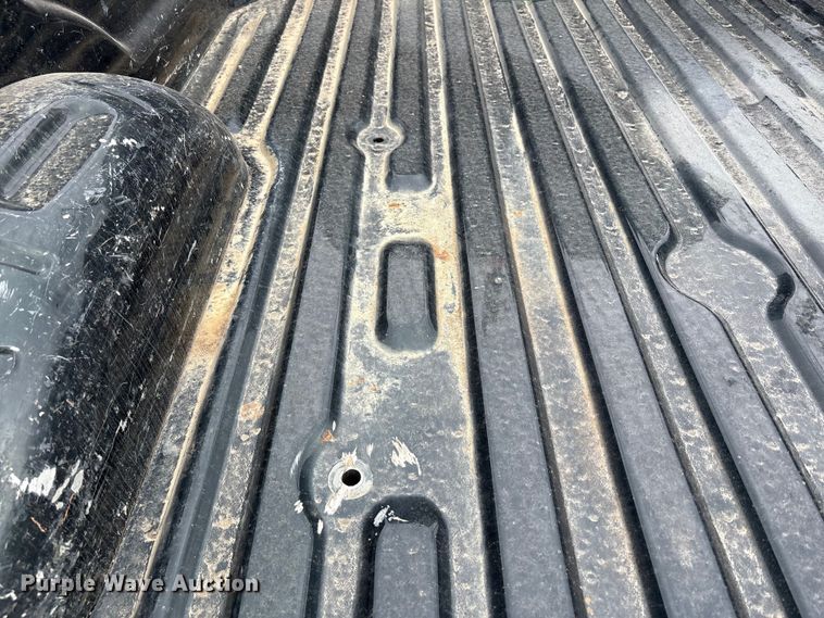 image for item EM6092 2017 Ford F350 Super Duty pickup truck