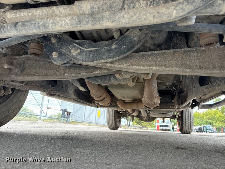 image for item EM6092 2017 Ford F350 Super Duty pickup truck