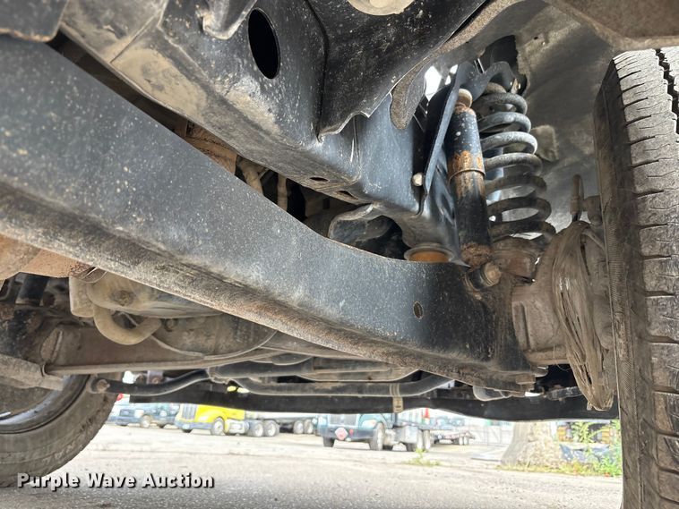 image for item EM6092 2017 Ford F350 Super Duty pickup truck