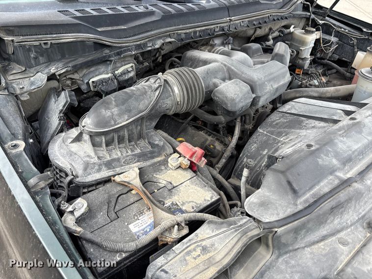 image for item EM6092 2017 Ford F350 Super Duty pickup truck