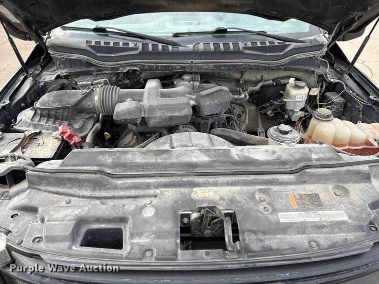 image for item EM6092 2017 Ford F350 Super Duty pickup truck