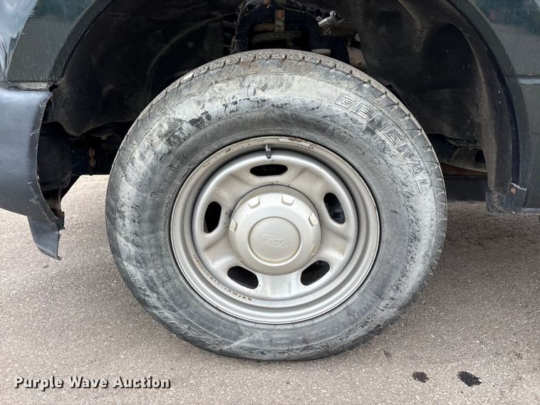 image for item EM6092 2017 Ford F350 Super Duty pickup truck