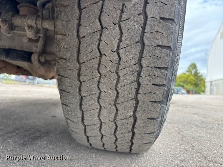 image for item EM6092 2017 Ford F350 Super Duty pickup truck