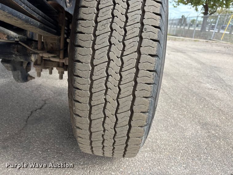 image for item EM6092 2017 Ford F350 Super Duty pickup truck