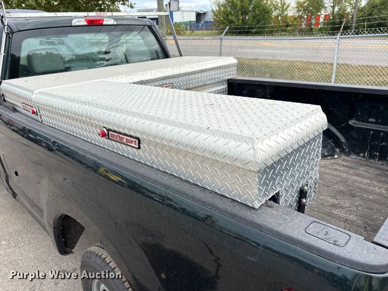 image for item EM6093 2017 Ford F250 Super Duty pickup truck