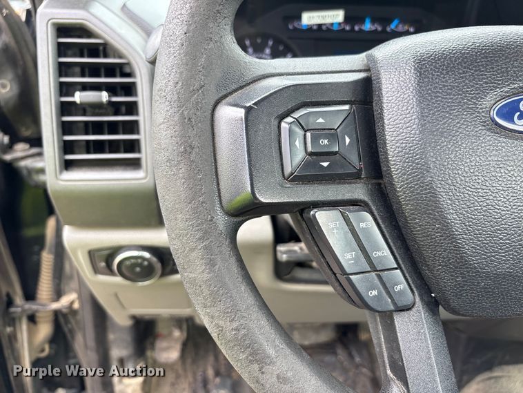 image for item EM6093 2017 Ford F250 Super Duty pickup truck