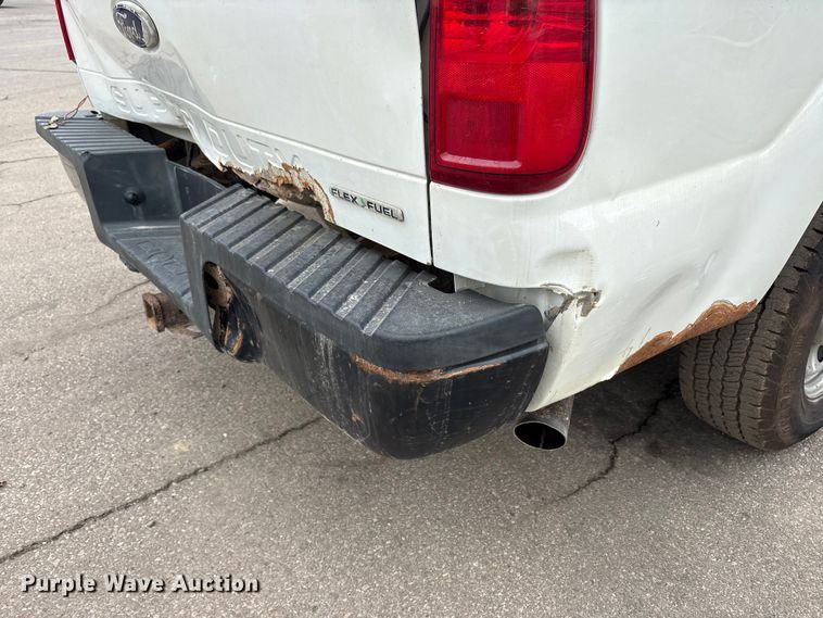 image for item EM6094 2012 Ford F250 Super Duty pickup truck