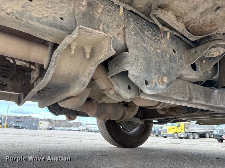 image for item EM6094 2012 Ford F250 Super Duty pickup truck