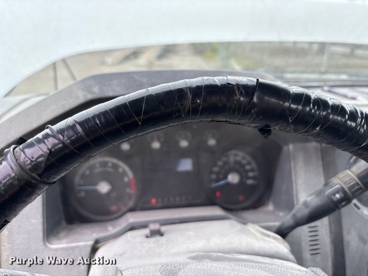 image for item EM6094 2012 Ford F250 Super Duty pickup truck