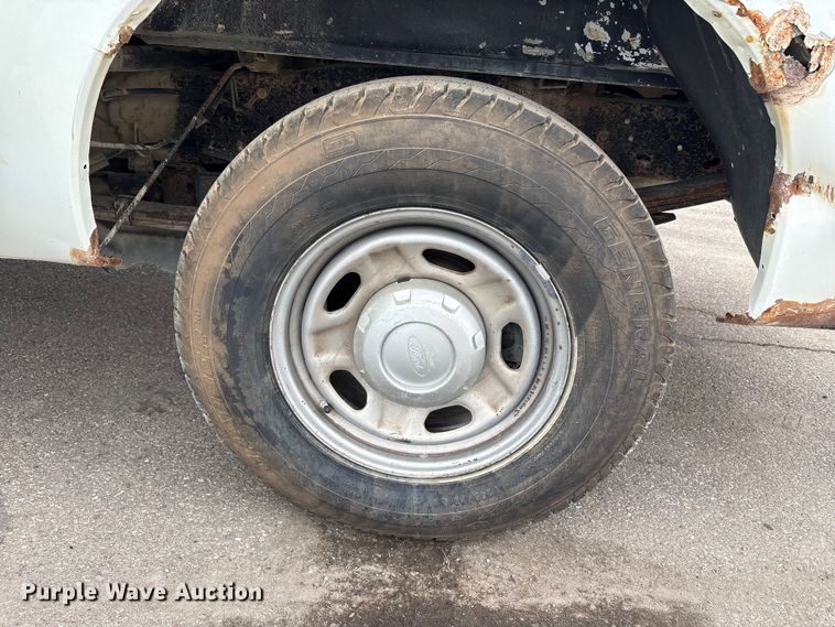 image for item EM6094 2012 Ford F250 Super Duty pickup truck