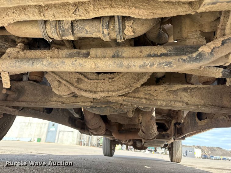 image for item EM6095 2018 Ford F250 Super Duty SuperCab pickup truck