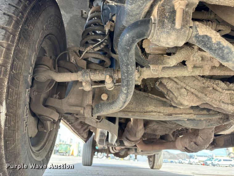 image for item EM6095 2018 Ford F250 Super Duty SuperCab pickup truck