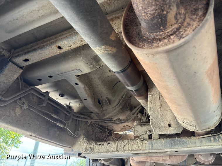 image for item EM6095 2018 Ford F250 Super Duty SuperCab pickup truck