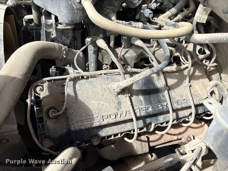 image for item EM6095 2018 Ford F250 Super Duty SuperCab pickup truck