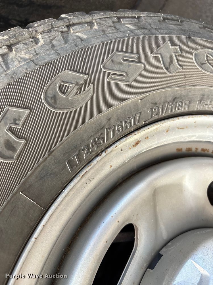 image for item EM6095 2018 Ford F250 Super Duty SuperCab pickup truck