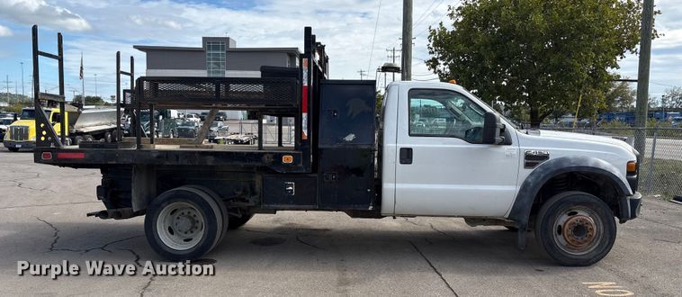 image for item EM6096 2008 Ford F450 Super Duty flatbed truck