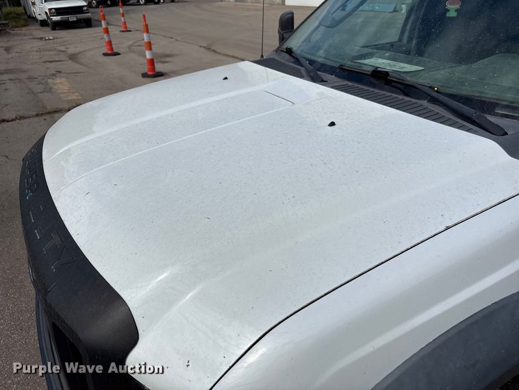 image for item EM6096 2008 Ford F450 Super Duty flatbed truck