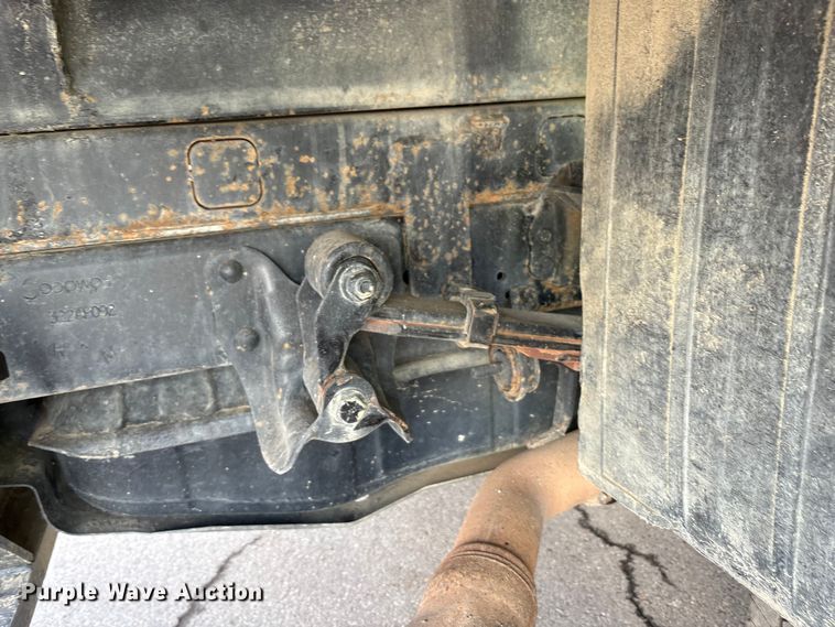 image for item EM6096 2008 Ford F450 Super Duty flatbed truck