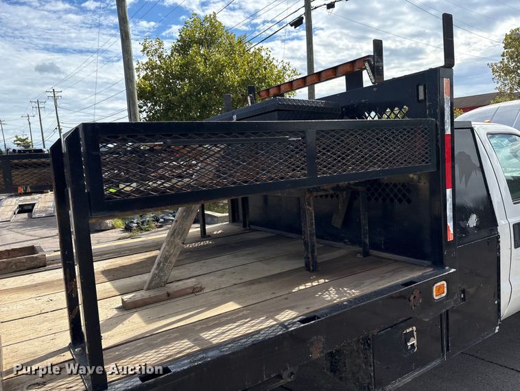 image for item EM6096 2008 Ford F450 Super Duty flatbed truck