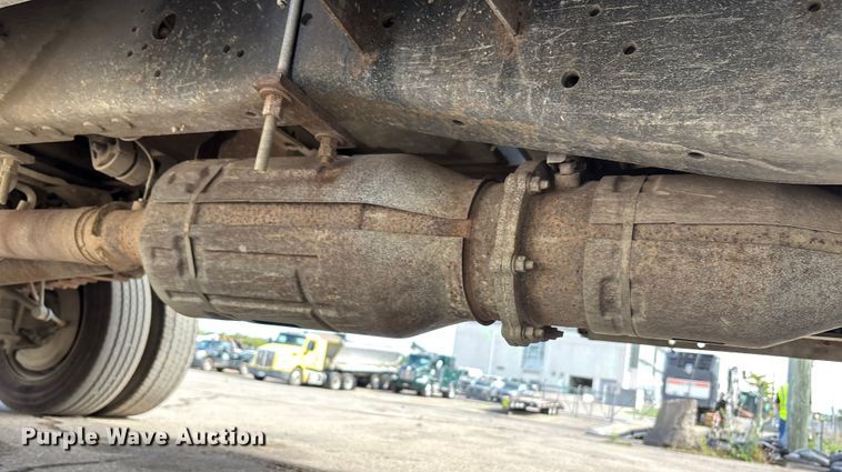 image for item EM6096 2008 Ford F450 Super Duty flatbed truck