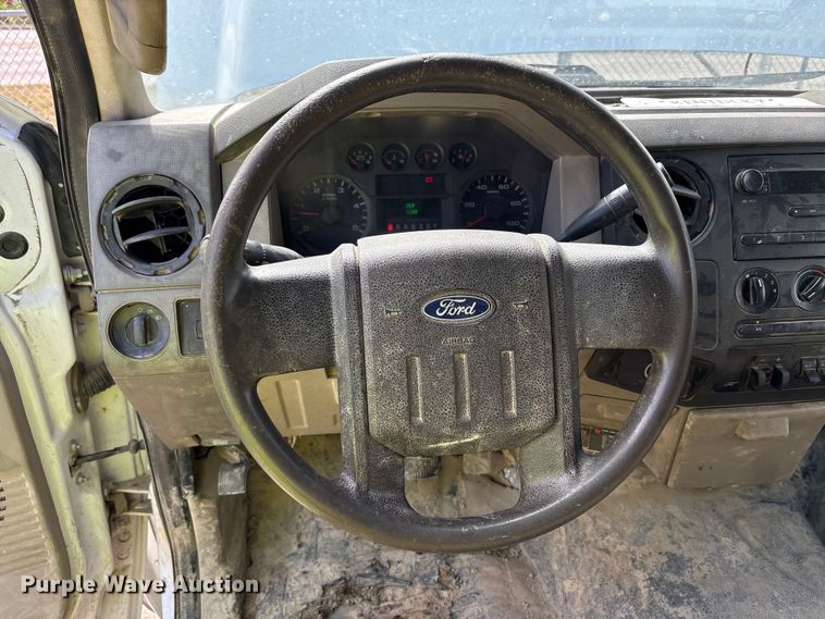 image for item EM6096 2008 Ford F450 Super Duty flatbed truck