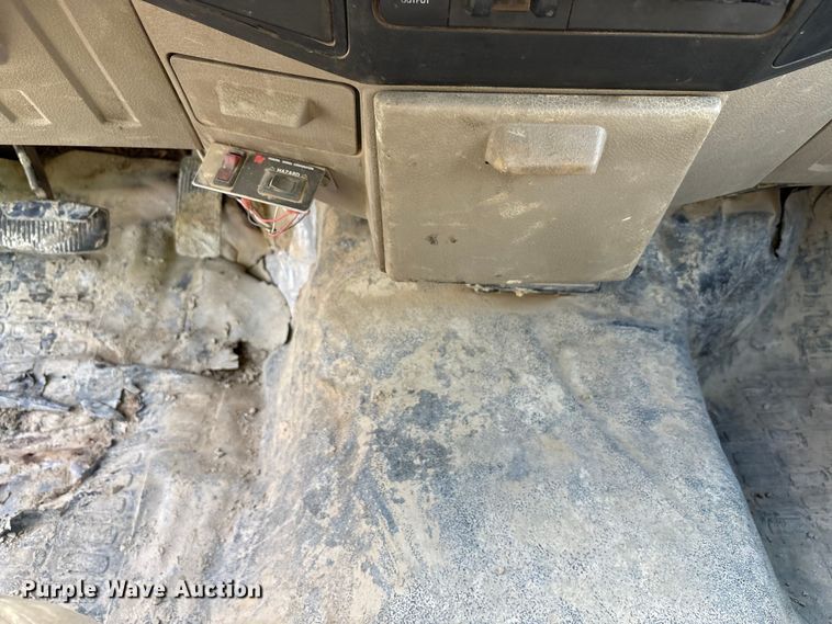 image for item EM6096 2008 Ford F450 Super Duty flatbed truck