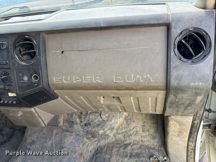 image for item EM6096 2008 Ford F450 Super Duty flatbed truck